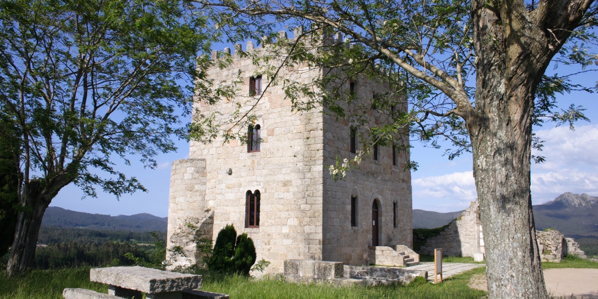 Torre Fortaleza Pardo de Cela (Alfoz)